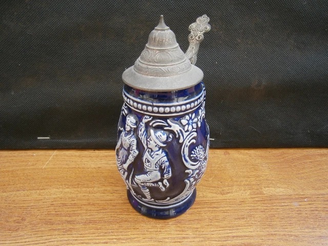 Chope à Bière Ancienne - Souvenir De Landshut En Basse-Bavière - Capacité 1/2 Litre Avec Décor Intérieur