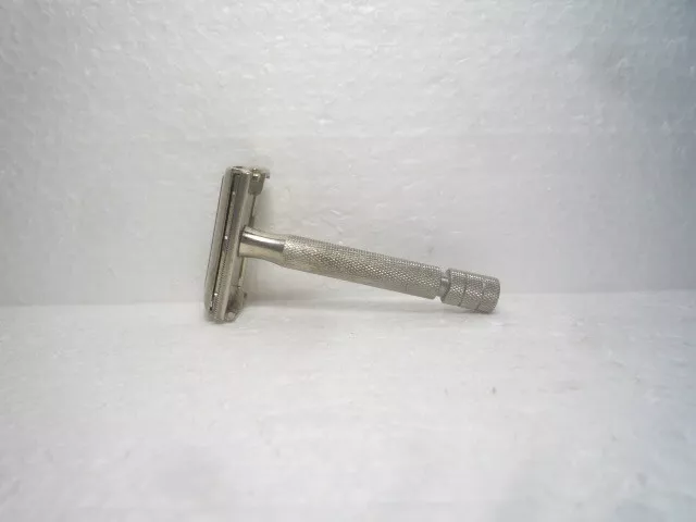 Vintage  Safety  Razor  Gillette  Made  In  England
