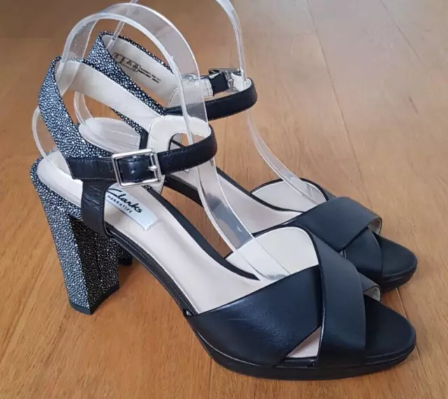 Clarks kendra deals petal