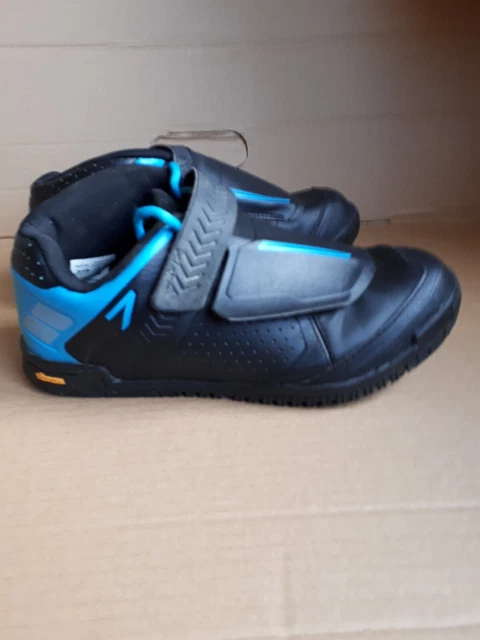 Shimano Cycling mtb flat Shoes SH AM7 black and blue 7