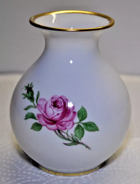 schöne,alte Vase  Fürstenberg -  Motiv  Rose  - ca. 10,5 cm hoch