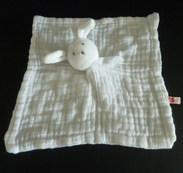 NA. DOUDOU PLAT DPAM DU PAREIL AU MEME LAPIN lange blanc gaze de coton , carré