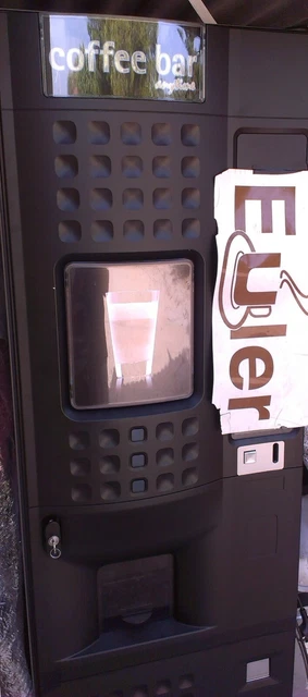 Rhea Vendors Kaffeeautomat gebraucht. Servomat Steigler. Coffee Bar. Kaffee.