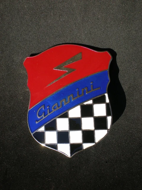FIAT RARO EMBLEMA Fregio Stemma Logo Per Calandra In Metallo Smaltato