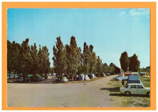 LA CHARITE-sur-LOIRE (58) RENAULT 4CV & SIMCA au TERRAIN de CAMPING animé en1971