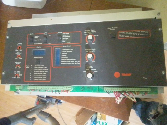 Trane X13650309-06 Chiller Control Panel water board pcb part controller buttons