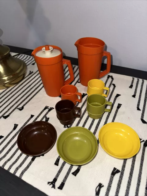 Vintage 1970s TUPPERWARE Children's Kids Play Toy Dish Set Cups Picnic Lot  of 21
