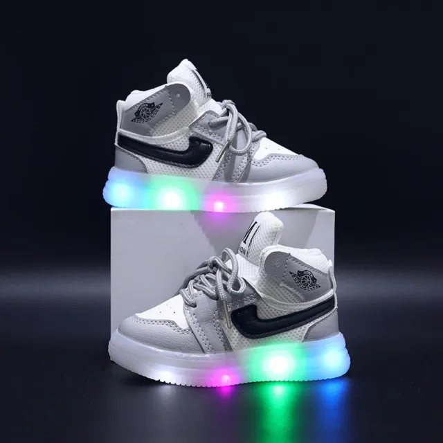 Boys Girls Kids Shoes Toddler Light Up Luminous Trainers LED Flash Sneakers / 3