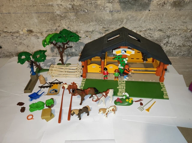 Play mobil 3120 Centre equestre - Jeux & Jouets
