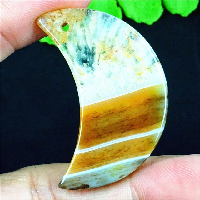 P46646 39x19x4mm Yellow/white Druzy Geode Agate Half-moon Pendant Bead