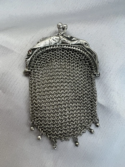 Palais Royal Paris chatelaine ancienne en argent massif et vulcanite