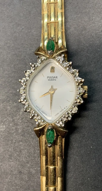 Pulsar v400 watch top