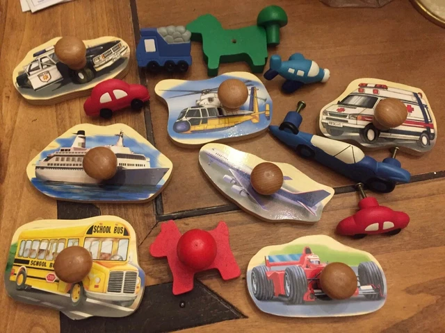 16 ANIMAUX DE TRANSPORT ENFANTS voiture de course avion TIROIR COMMODE poignée boutons tire