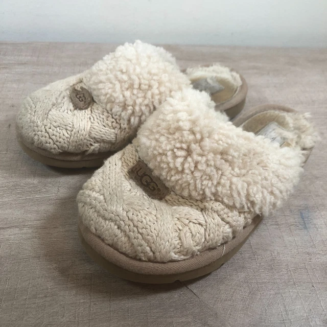 Ugg cozy cable slippers size 7 discount