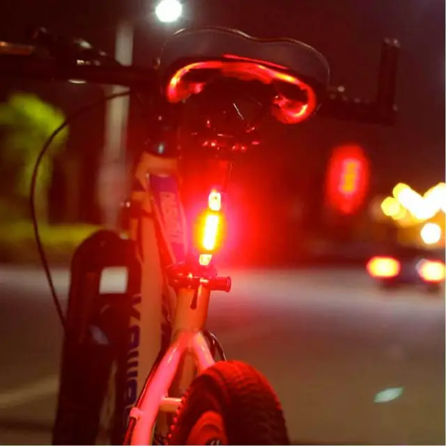 Luce LED posteriore bici bicicletta faro visibilità impermeabile ricaricabile 2