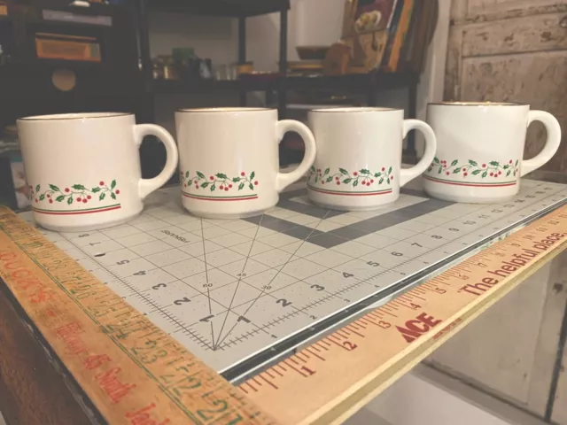 Vintage Holiday Christmas Coffee Mugs 1987 Arby's Collection Set of 4