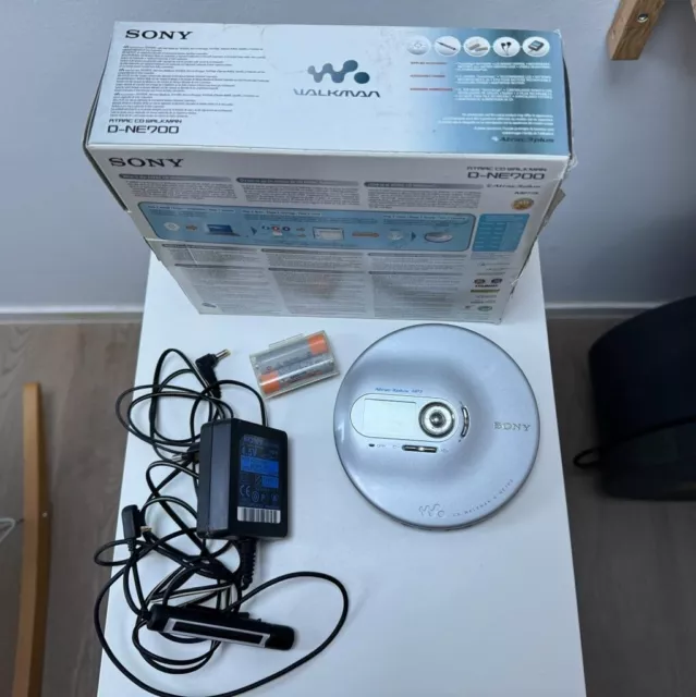 Lettore Cd E MP3  Portatile Sony Walkman D-NE700 Funziona Completo Con Scatola