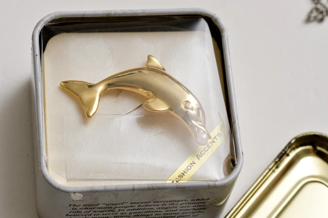 Vintage Gold Tone Dolphin Pearl in Mouth Brooch Pin in Angel box