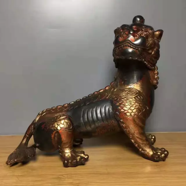 Chinese Copper Handmade Exquisite Auspicious Beast Statue 7977