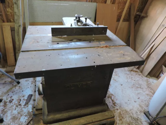 Oliver 88 D Tilting Arbor Table Saw 16" 5HP 3-Phase 440 Volts 6.5 Amps