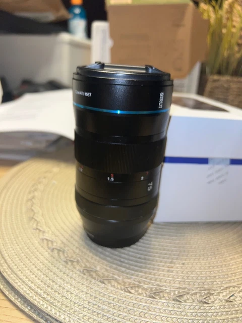 SIRUI 75MM F/1.8 1.33x Anamorphic Lens for Micro Four Thirds #SR75MFT