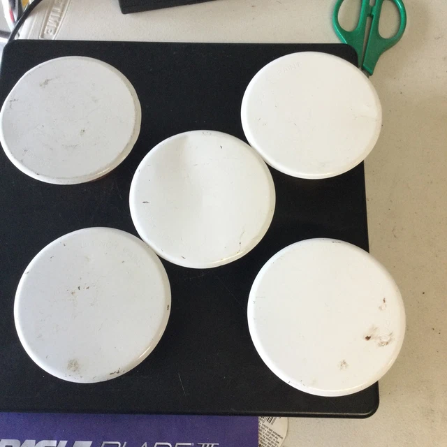 Lot Of 5 Mix reliable speinkler head conceal cover plated 3-5/16” O.D white 135F