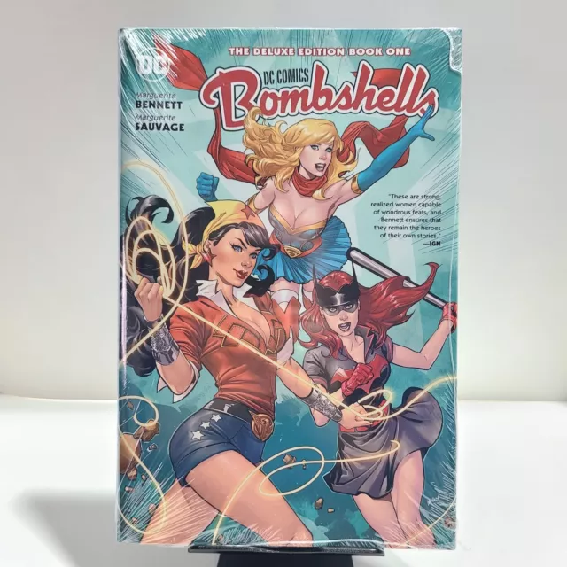 DC Comics - Bombshells The Deluxe Edition Book One Together for Victory.