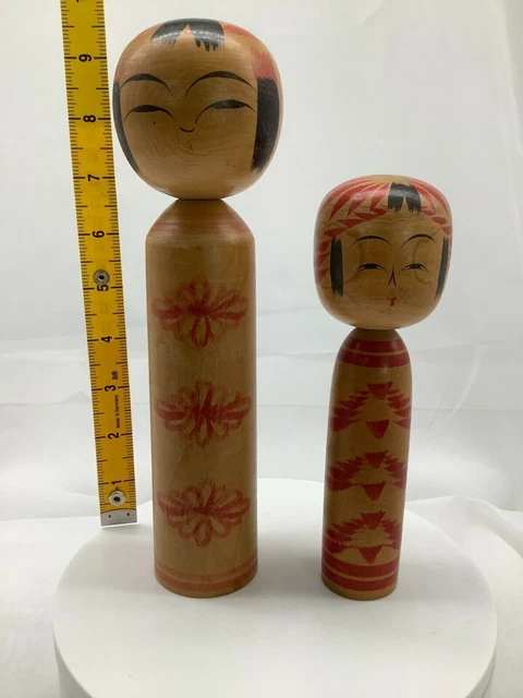 Véritable poupée japonaise Kokeshi Yamagata artisanale ancienne signée