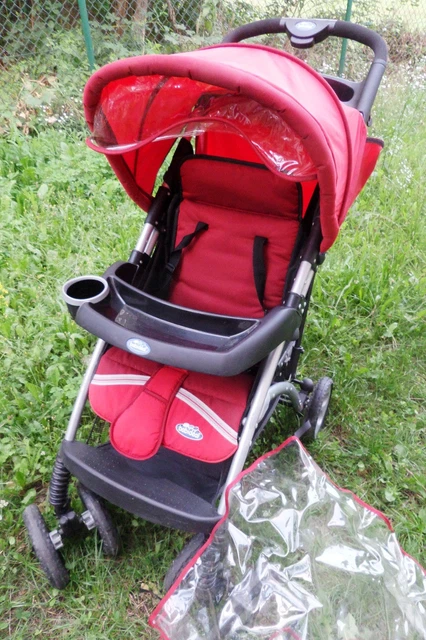 POUSSETTE B B BABIDEAL rouge en kdo housse anti pluie excellent