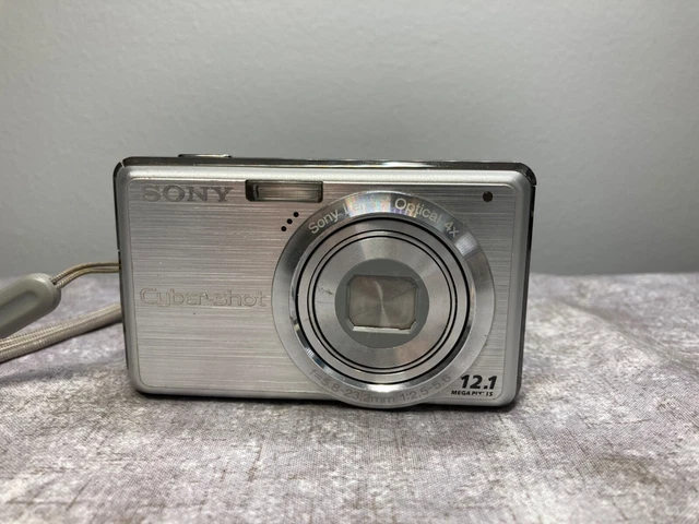 Sony Cybershot DSC-S980 12.1MP 4x Zoom Silver Digital Camera WORKS w/battery