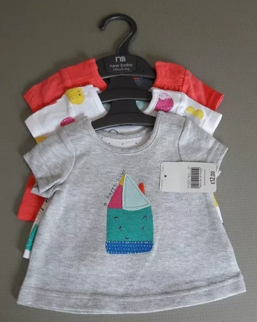 T-shirt NUOVE confezioni da 3 neonati taglia 100% cotone etichettate a £12
