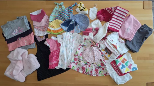 Baby Kleidung  62/68 Mädchen 32 Teile Paket Nr. K1