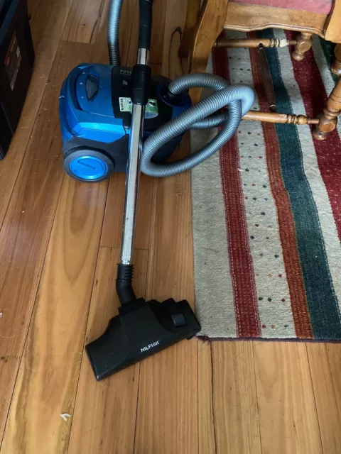 nilfisk vacuum cleaner