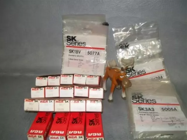 Lot de 122 diodes Zener ampli et tension RCA SK Series