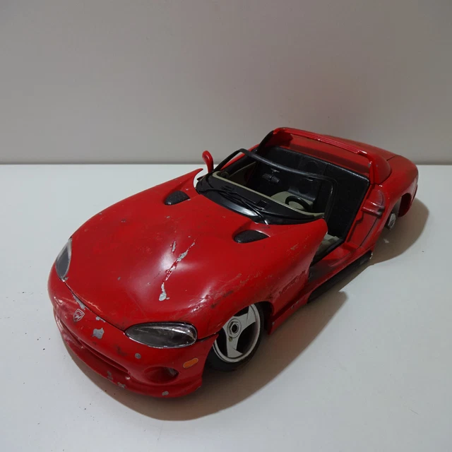 Modell Modellauto Bburago Dodge Viper RT/10 1:18 für Diorama