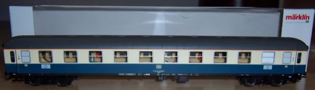 Märklin H0 43911, Abteilwagen (1.Kl.) Am 203 der (DB) mit LED Beleuchtung