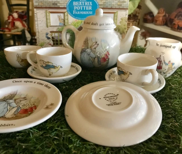 WEDGWOOD BEATRIX POTTER PETER RABBIT Children