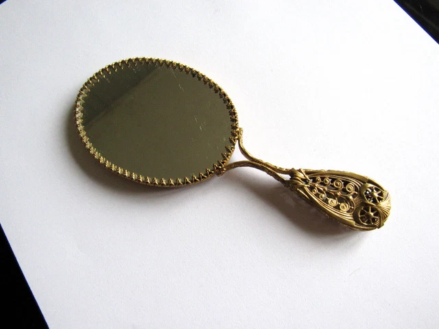 Ancien joli miroir de sac ou poche ART NOUVEAU décor ajouré en laiton