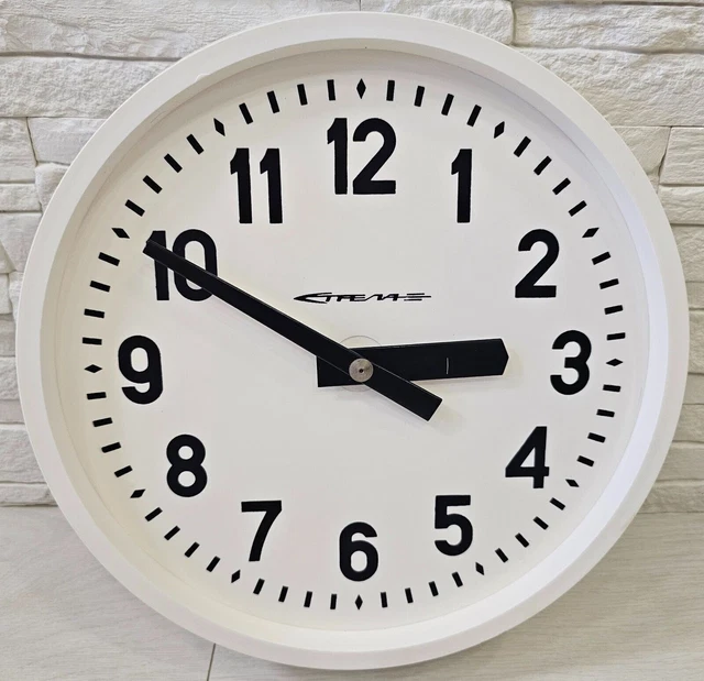 Miniature vintage horloge de bureau soviétique cristal. URSS 1970-80s Kh