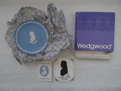 Wedgwood Blue Jasper Addis Toothbrush Bicentennial Celebrations 1780-1980 Plate 