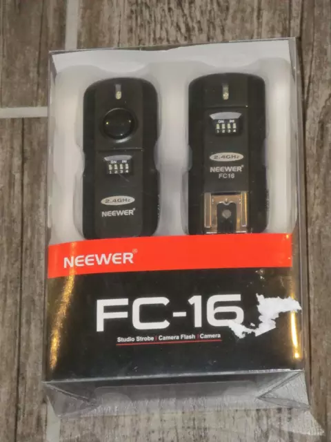 NEEWER Multi-Channel 2.4GHz 3-IN-1 Wireless Flash/Studio Flash Trigger for Nikon