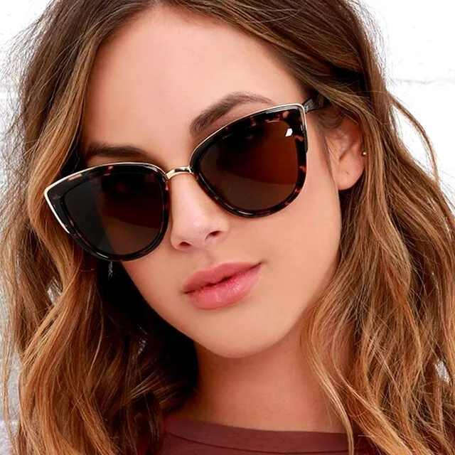 Lunette de soleil femme mode sale
