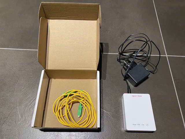 GPON TERMINAL ZTE ZXHN F601 FIBRA FTTH OPEN FIBER con cavo fibra attacco sc apc
