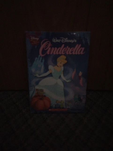 Walt Disney's Cinderella Books HC Wonderful World of Reading 2006 Scholastic