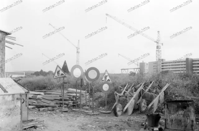 Negativ-Bern-Bethlehem-Schweiz-Gebäude-Baustelle-Architektur-um 1960-11