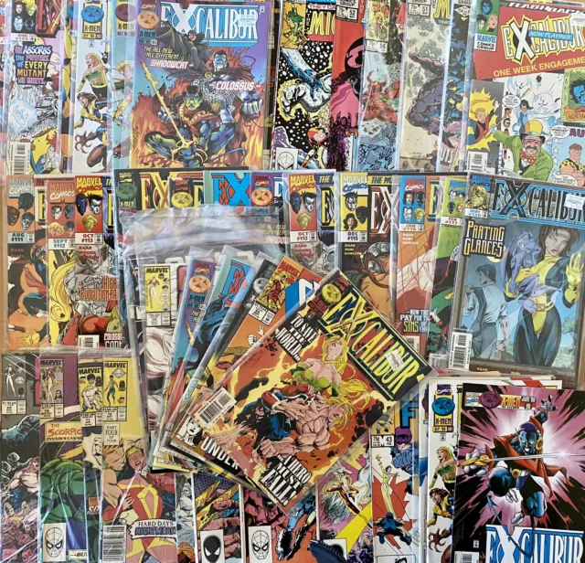 Box mit 100x Marvel Comics riesiges Konvolut/Job Lot inkl. Avengers, Micronauts Excalibur