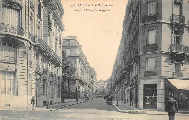 PARIS - Rue Marguerite prise de l'Avenue Wagram