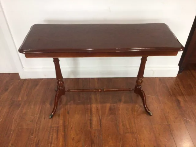 Mahogany hall table in very good condition