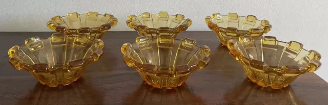 Gorgeous Set Of 6 Vintage Art Deco Amber Bowls