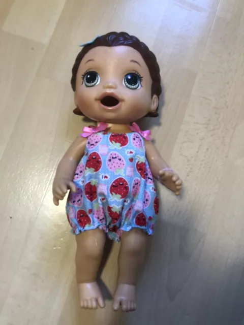 baby alive Super Snacking ￼lily doll used